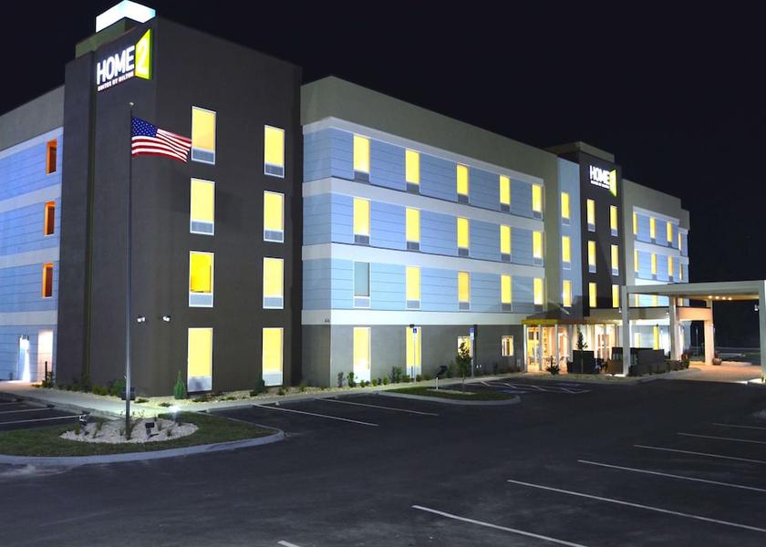 Florida Lake City Exterior Detail