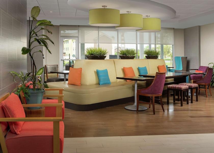 Florida Lake City Lobby