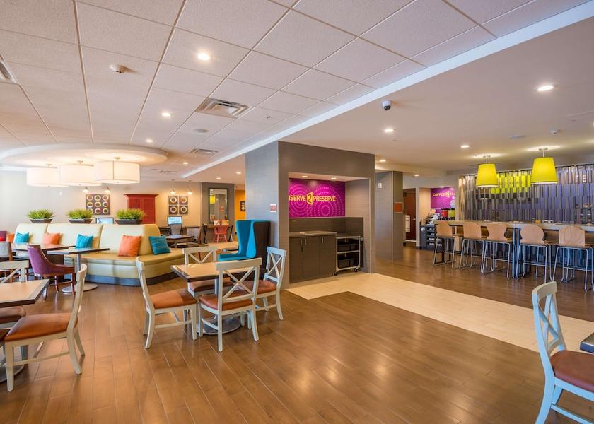 Florida Lake City Lobby