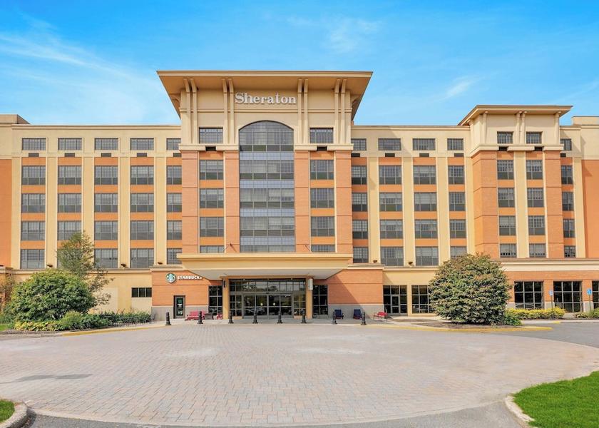 New York Tarrytown Exterior Detail