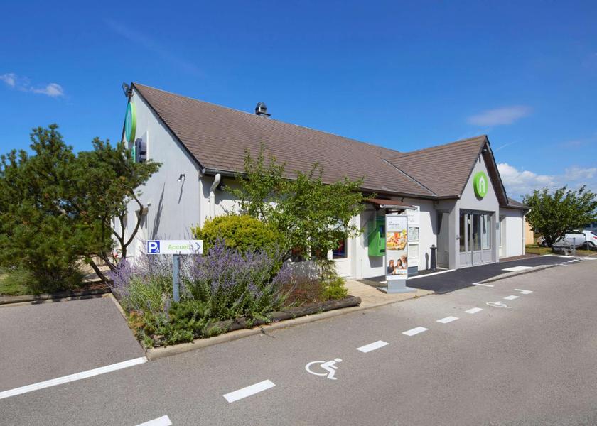 Bourgogne-Franche-Comte Marsannay-la-Cote exterior view