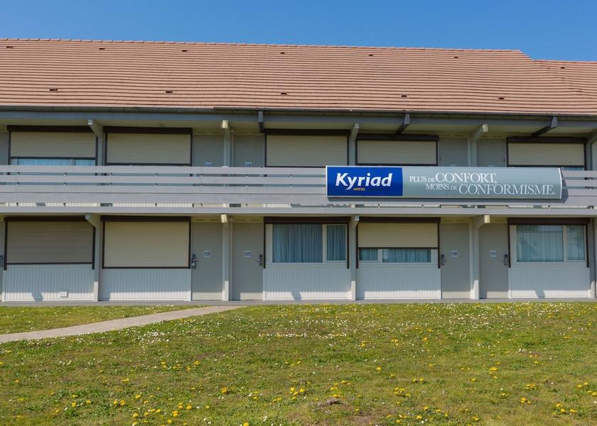 Ile-de-France Chaumontel Exterior Detail