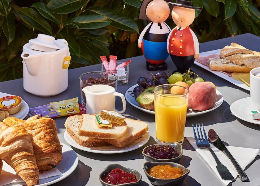 Grand Est Saint-Dizier Breakfast buffet