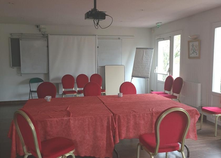 Grand Est Rehainviller Business center