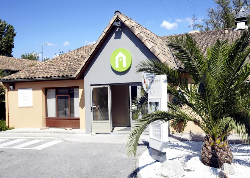 Provence-Alpes-Côte d'Azur La Penne-sur-Huveaune Hotel Exterior
