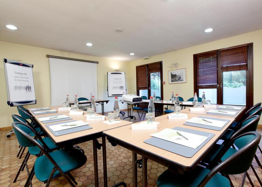 Grand Est Charleville-Mezieres business center