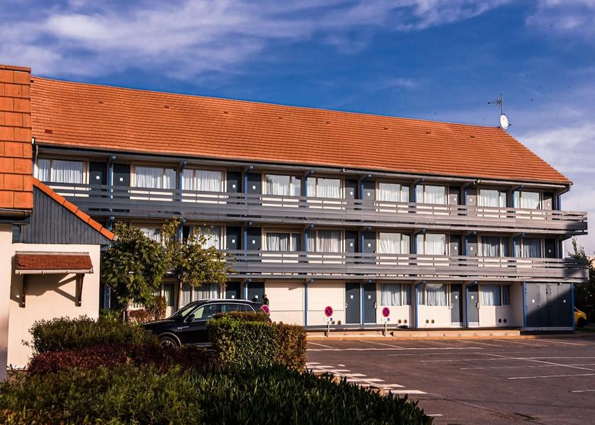 Ile-de-France Villeneuve-Saint-Georges Exterior Detail