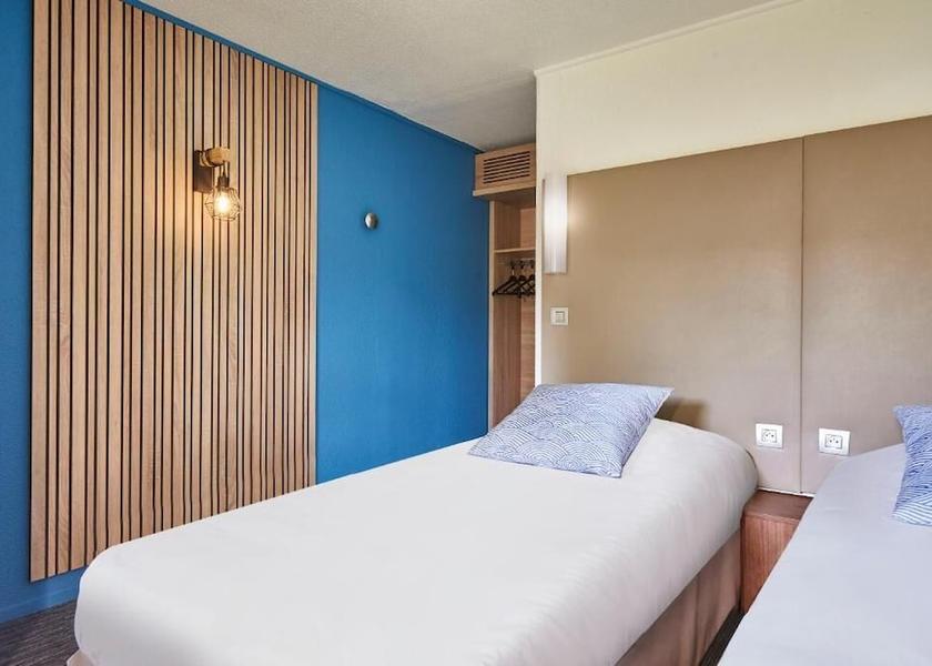 Île-de-France La Verriere Rooms