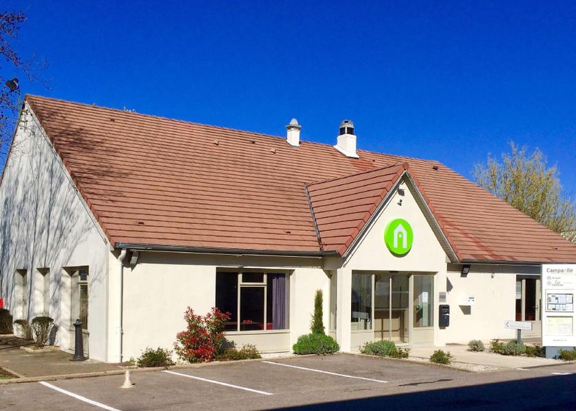 Ile-de-France Plaisir exterior view