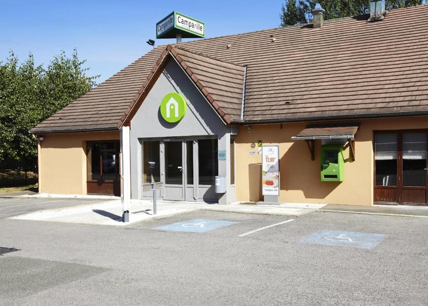 Ile-de-France Plaisir exterior view