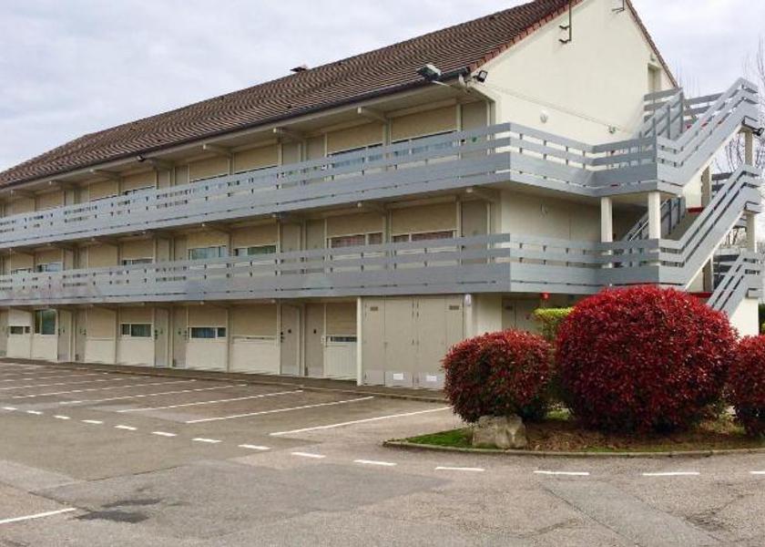 Île-de-France Plaisir Exterior view