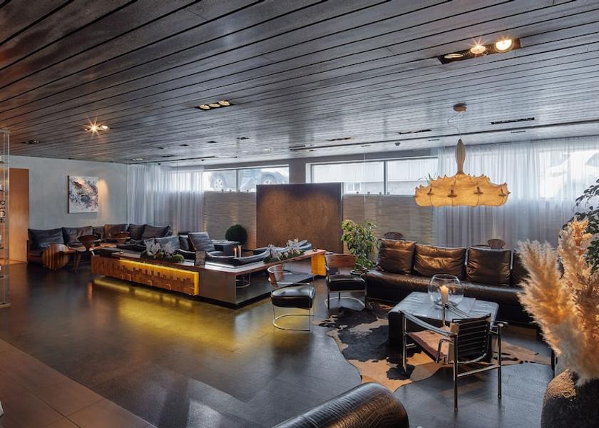 Capital Region Reykjavik Lobby lounge