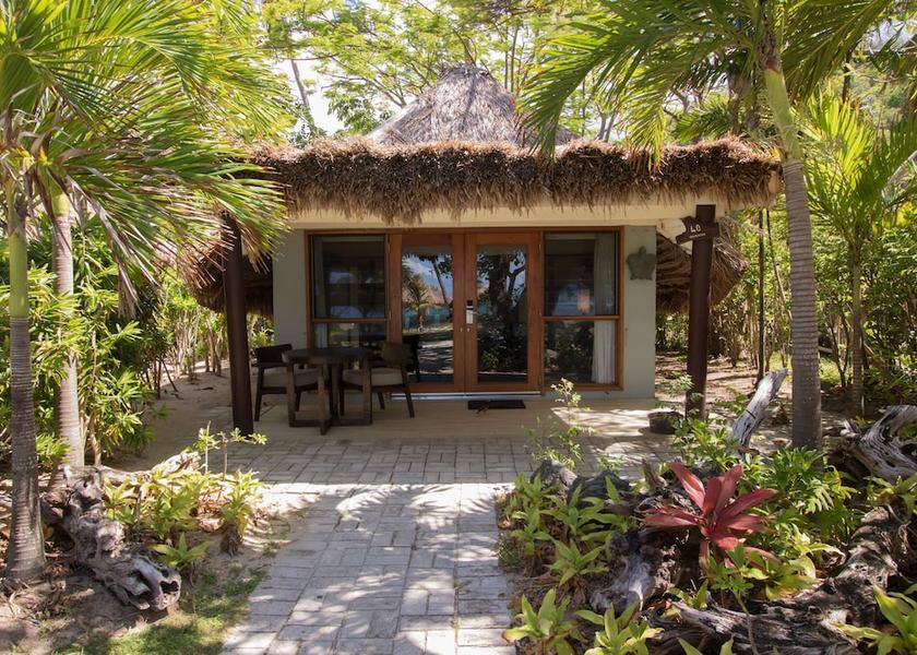 Western Division Castaway Island Terrace