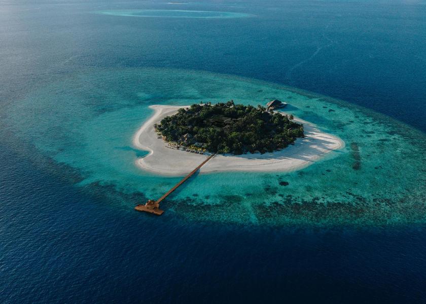 Kaafu Atoll Vabbinfaru exterior view