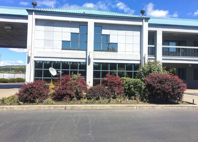 Oregon Phoenix Exterior