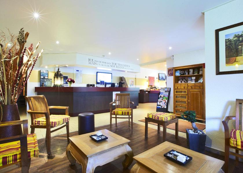 Normandy Mont-Saint-Aignan lobby
