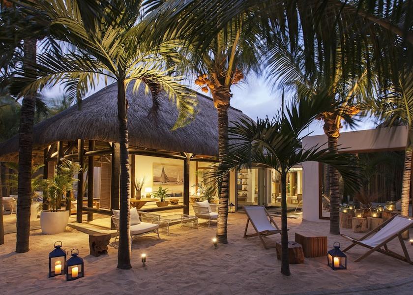 MU Pointe Aux Piments Reception