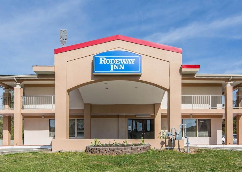 Georgia Marietta Exterior Detail