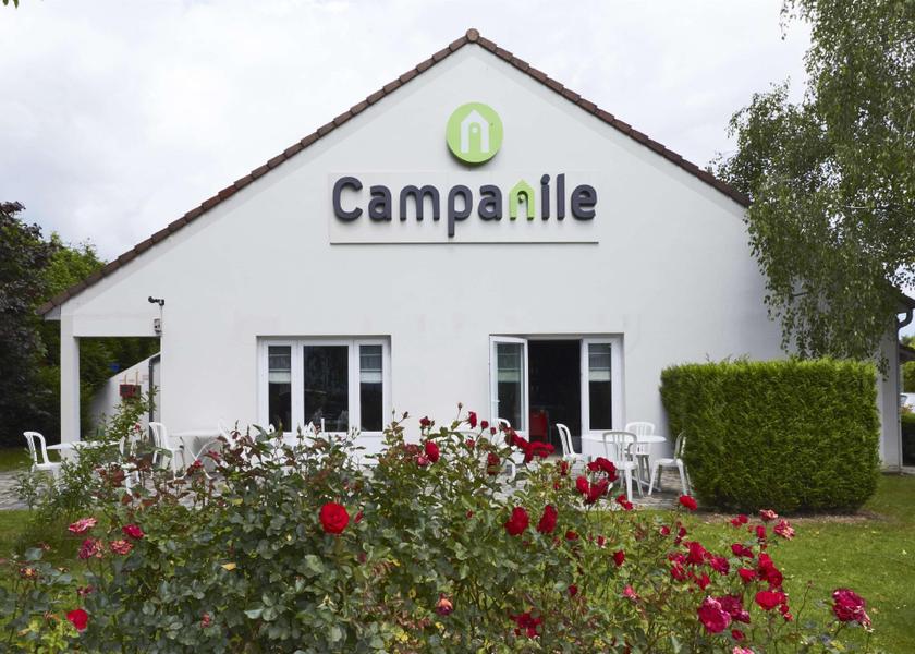 Hauts-de-France Saint-Nicolas exterior view