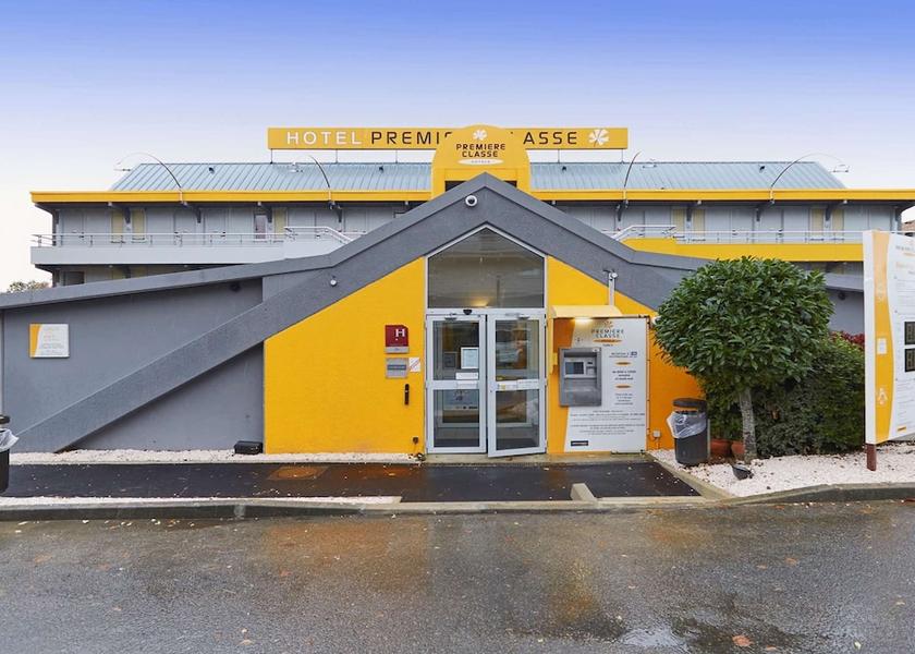 Ile-de-France Torcy Exterior Detail