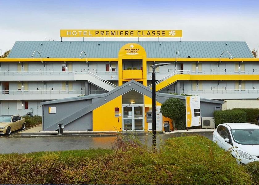 Ile-de-France Torcy Exterior Detail