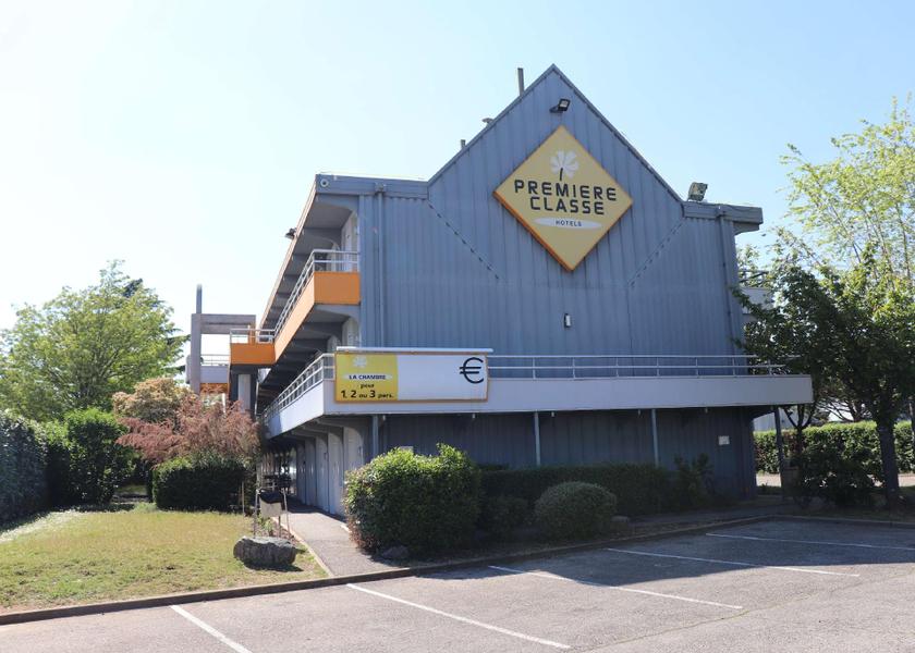 Auvergne-Rhone-Alpes Decines-Charpieu exterior view