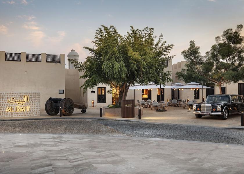  Sharjah Exterior