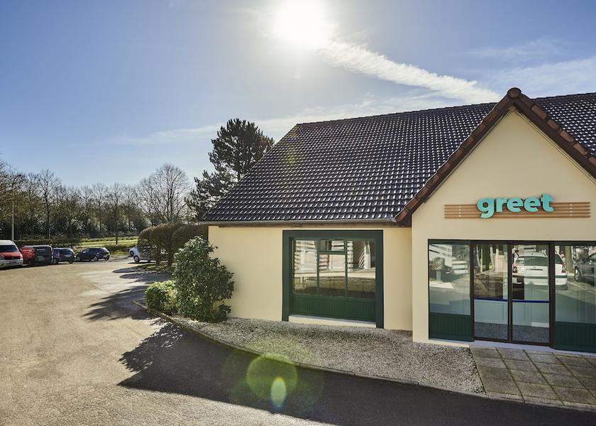 Ile-de-France Voisins-le-Bretonneux Facade