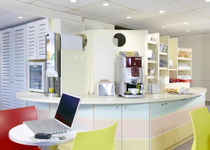 coffee shop