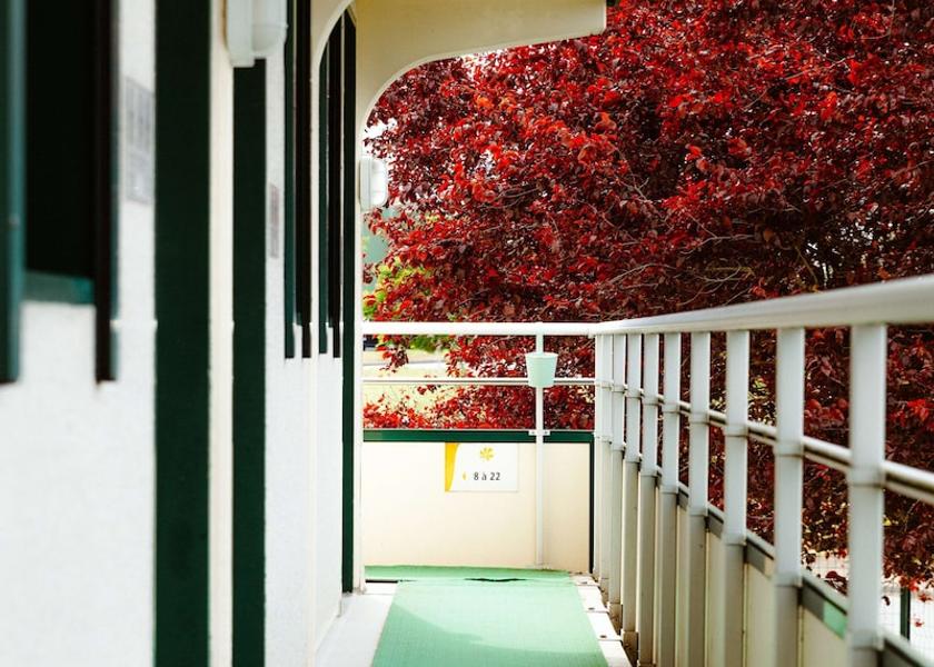 Bourgogne-Franche-Comte Varennes-Vauzelles Exterior Detail