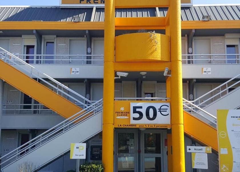 Ile-de-France Plaisir exterior view