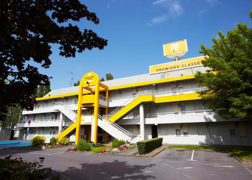 Ile-de-France Plaisir exterior view