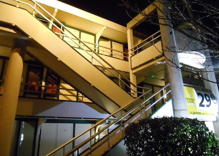 Auvergne-Rhone-Alpes Saint-Victor Exterior Detail