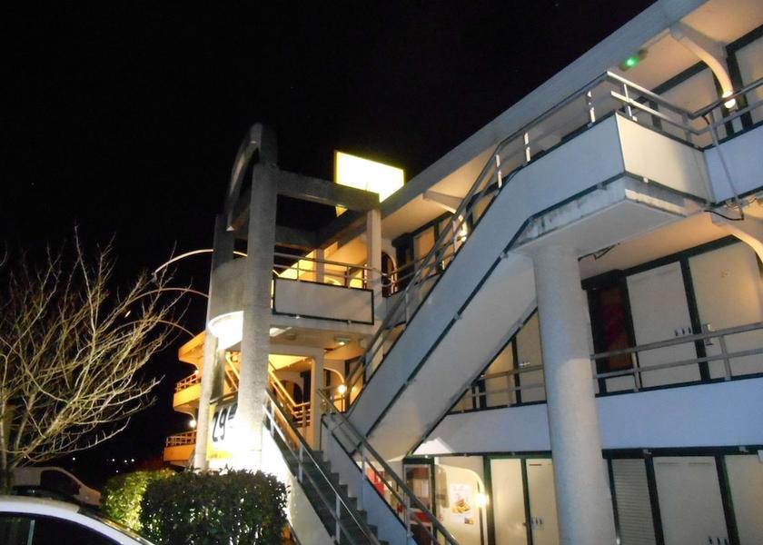 Auvergne-Rhone-Alpes Saint-Victor Exterior Detail