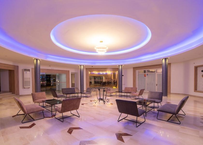  La Marsa Reception