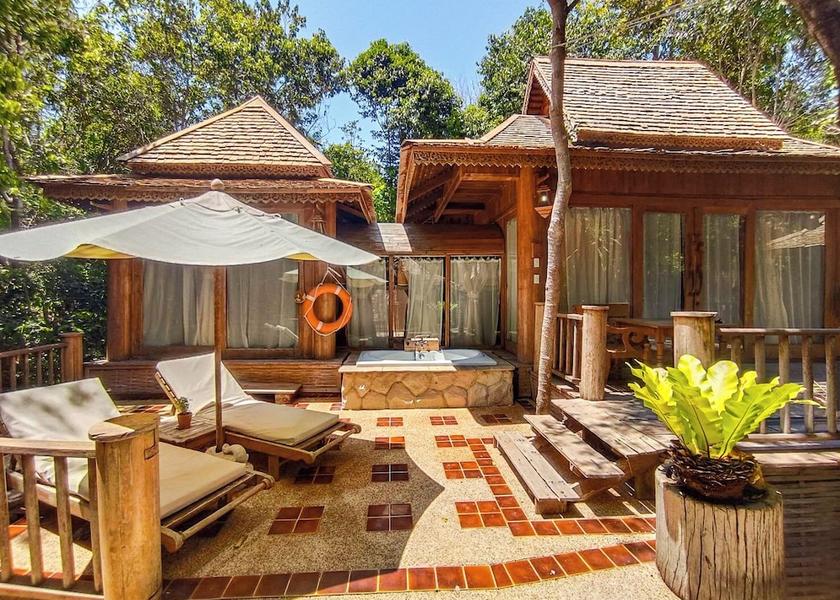 Surat Thani Koh Phangan Room