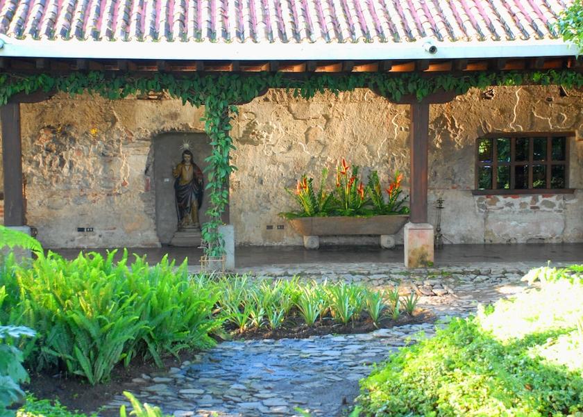 Sacatepéquez Antigua Guatemala Property grounds