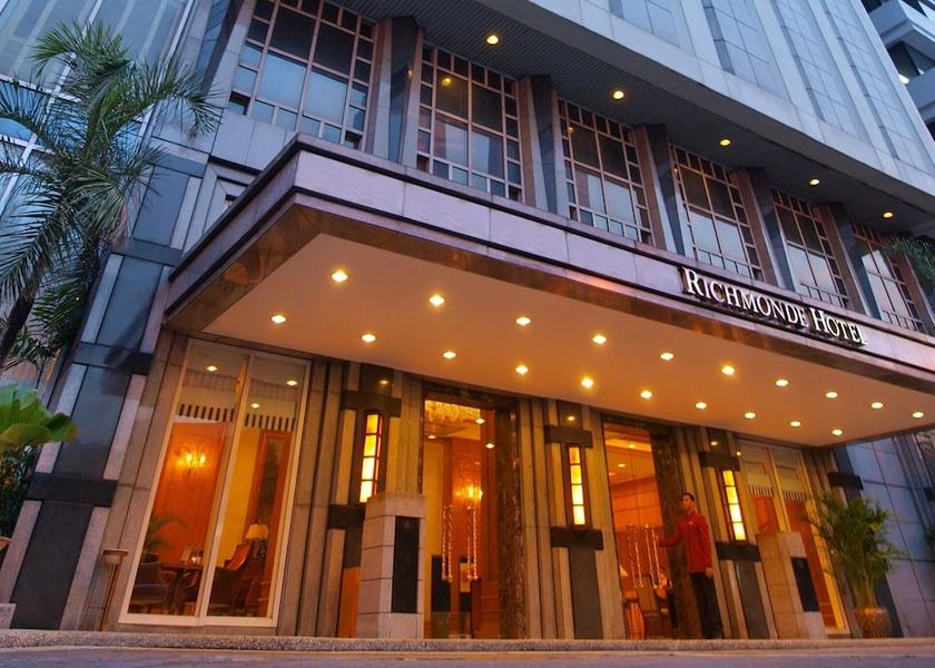  Pasig Exterior