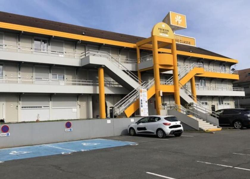 Ile-de-France Villejust Facade