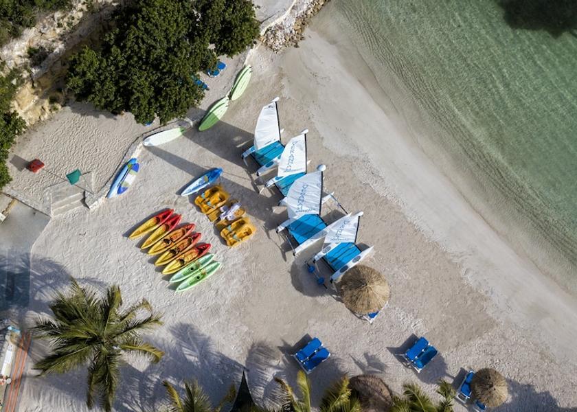 Saint Philip Willikies Beach