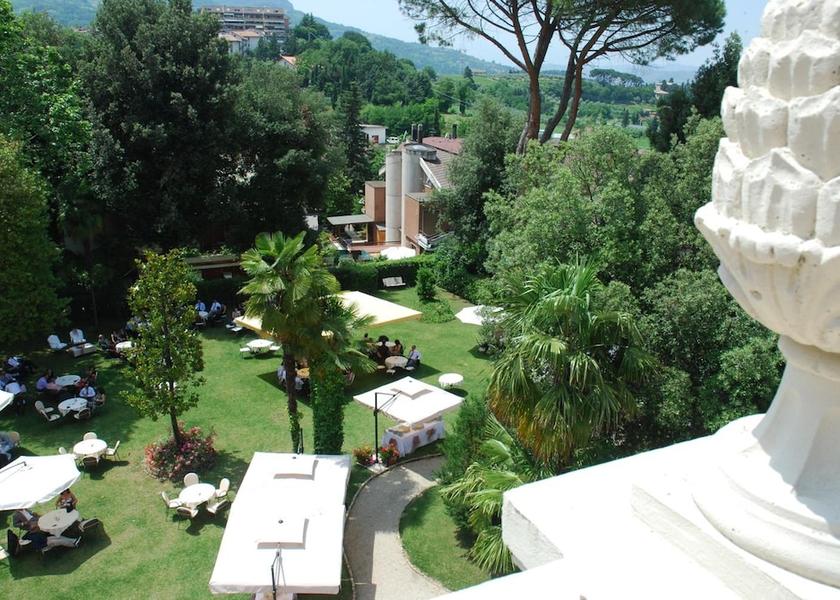 Marche Folignano Property Grounds