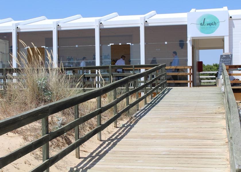 Faro Loulé Beach Bar