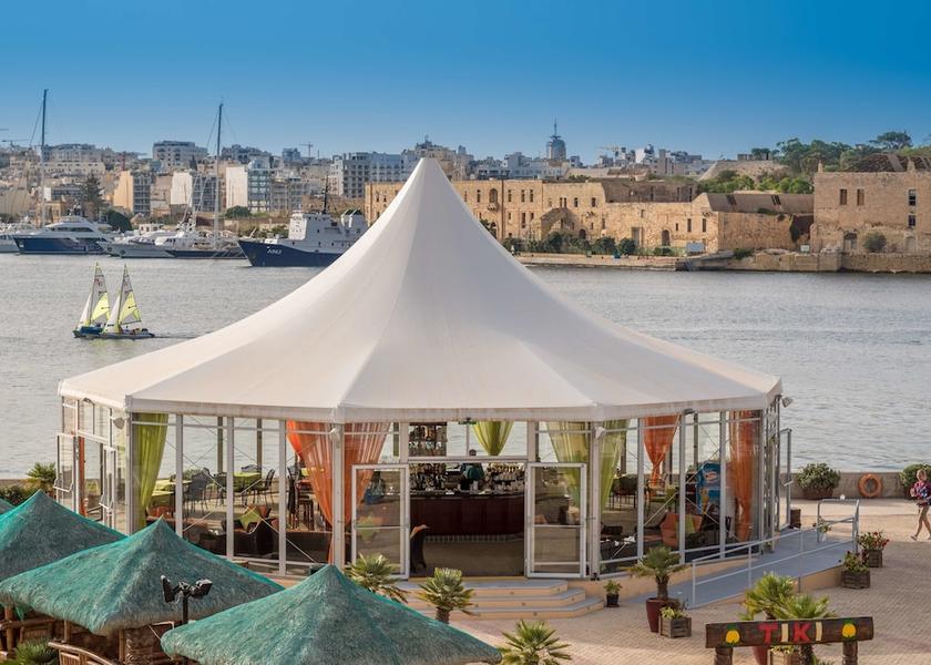South Eastern Region Floriana Bar (on property)