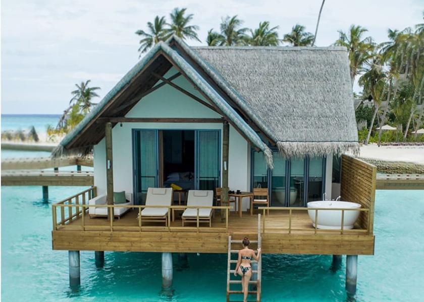 Lhaviyani Atoll Fushifaru Room