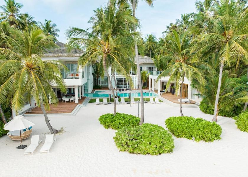 Baa Atoll Finolhas Island Pool