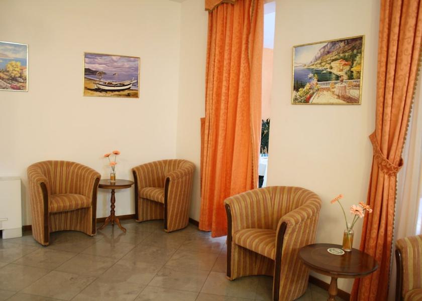  Petrovac Lobby