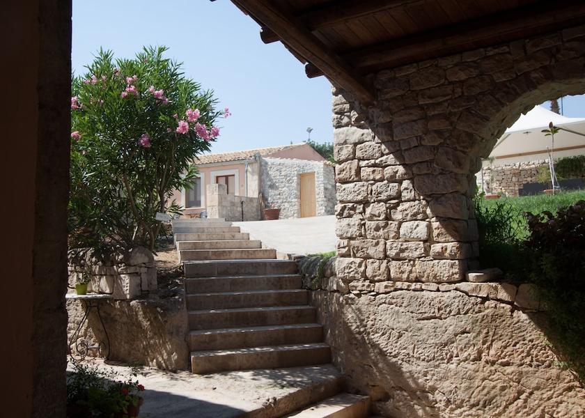 Sicily Ispica Exterior Detail