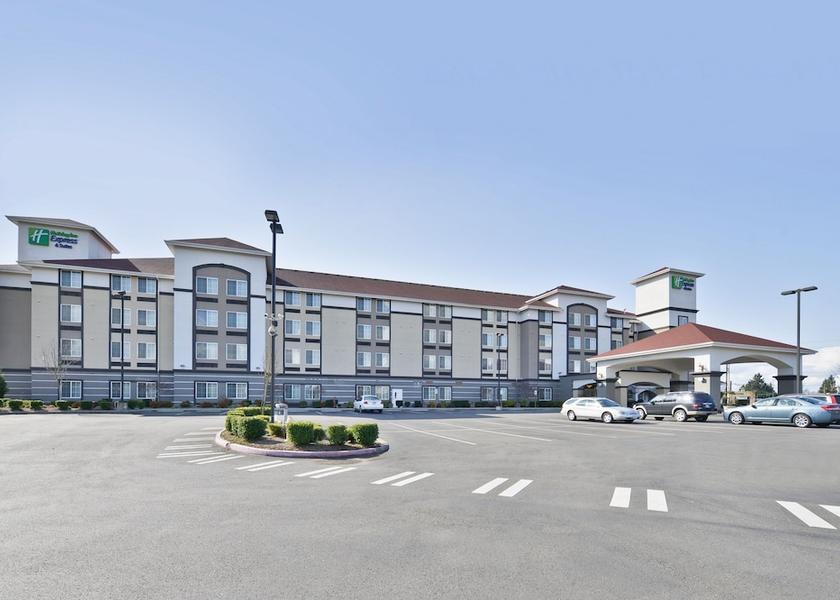 Washington Lakewood Exterior Detail