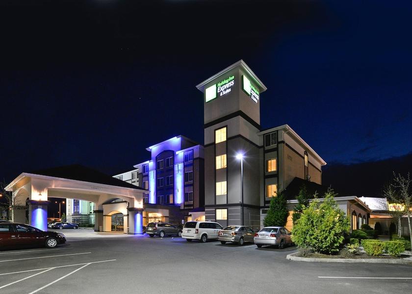 Washington Lakewood Exterior Detail