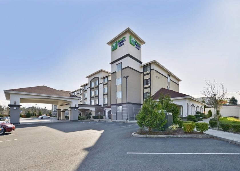 Washington Lakewood Exterior Detail